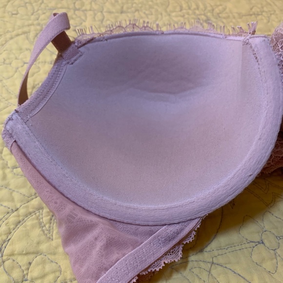 Victoria’s Secret front close bra - Picture 10 of 11